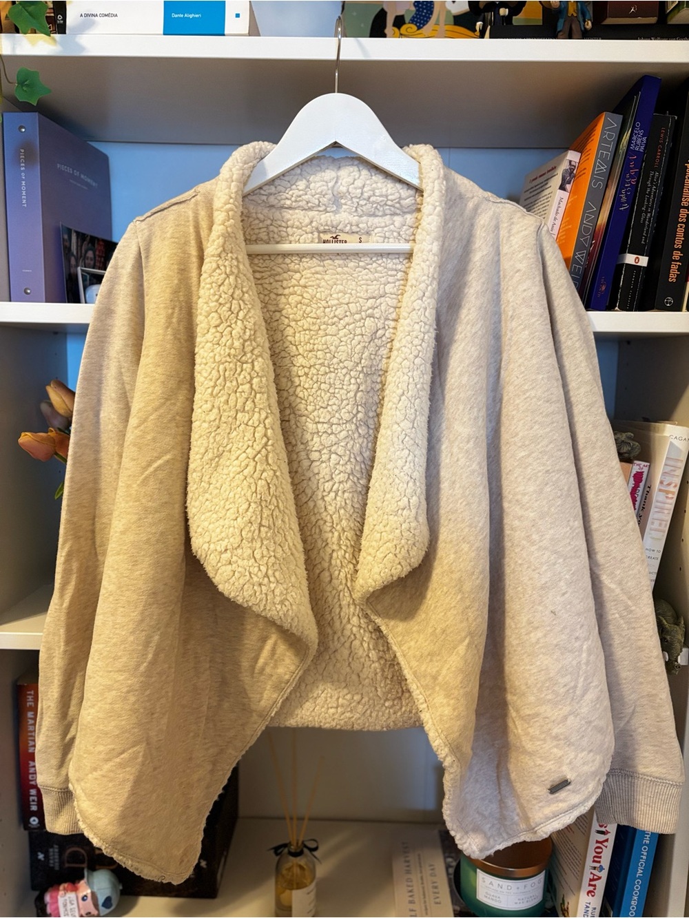 Hollister Cream Sherpa Fleece Jacket